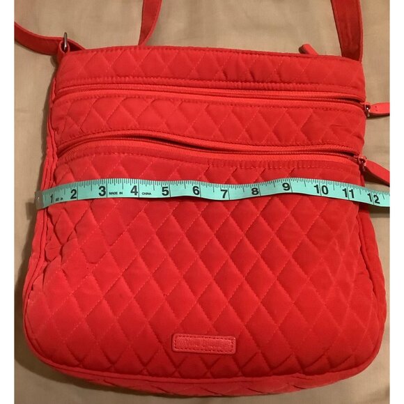 Vera Bradley Red Quilted Crossbody Bag With Adjustable Strap & Multiple Zipper P - Picture 15 of 16